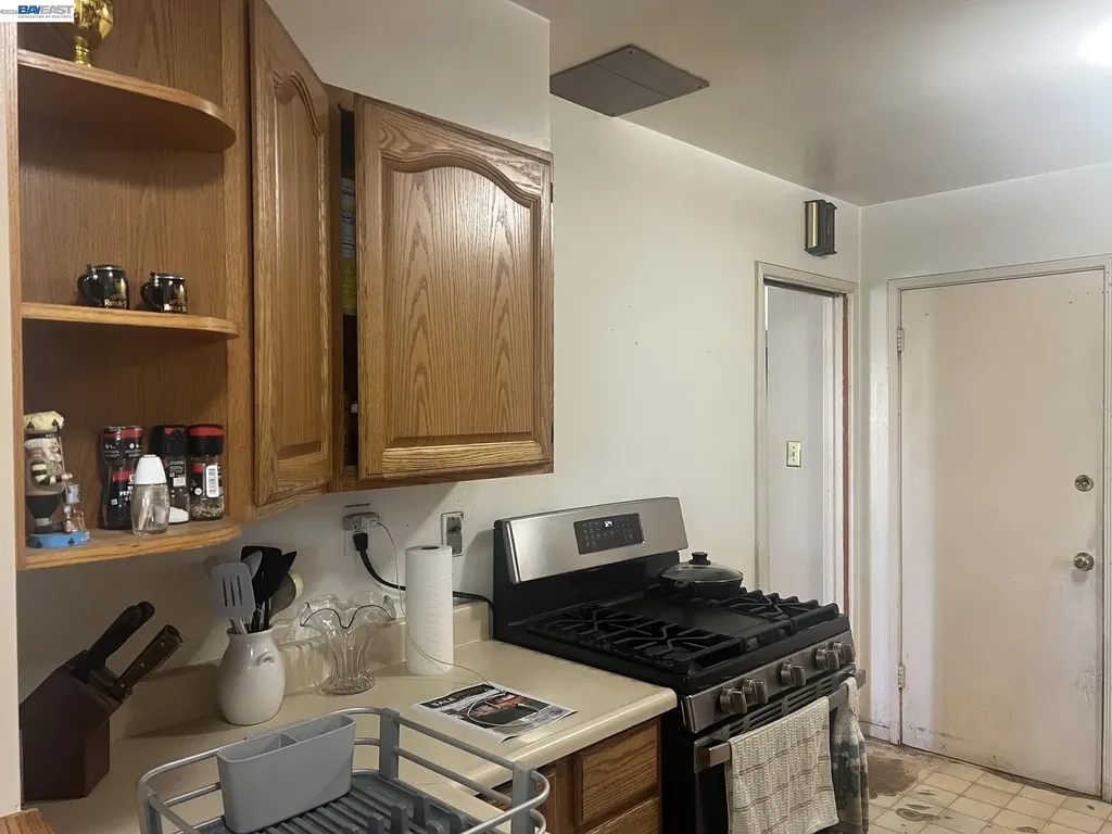 17359 Via Del Rey San Lorenzo CA 94580