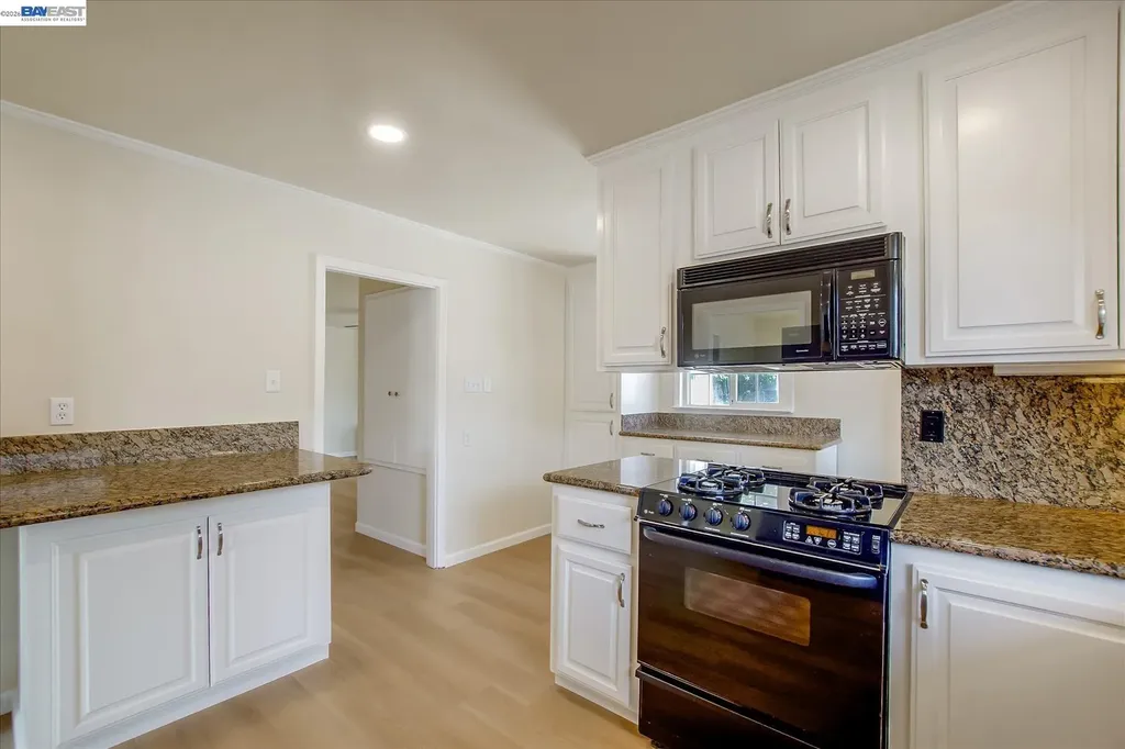 1576 4th Street Livermore CA 94550