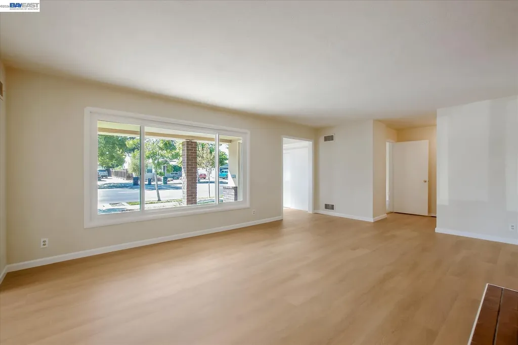 1576 4th Street Livermore CA 94550