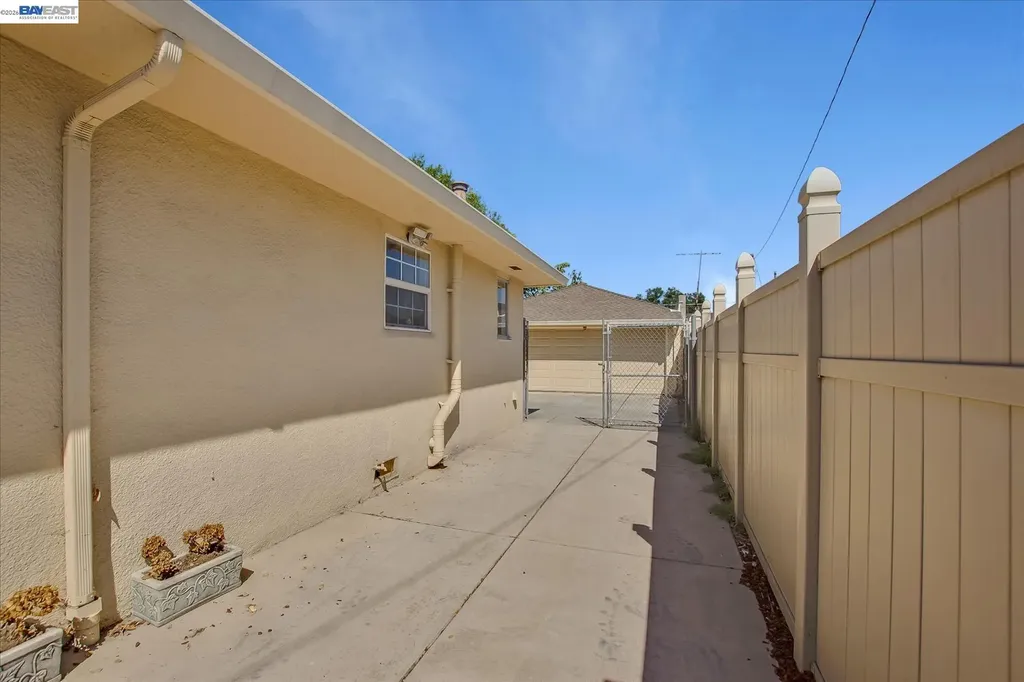 1576 4th Street Livermore CA 94550