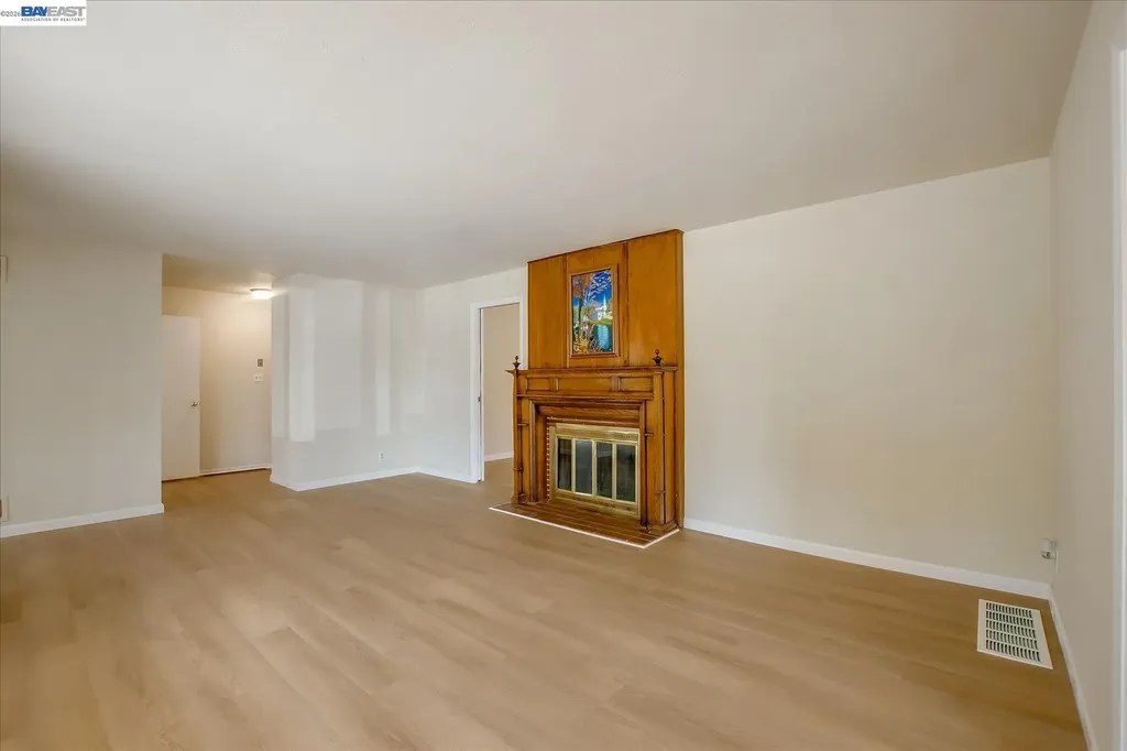 1576 4th Street Livermore CA 94550