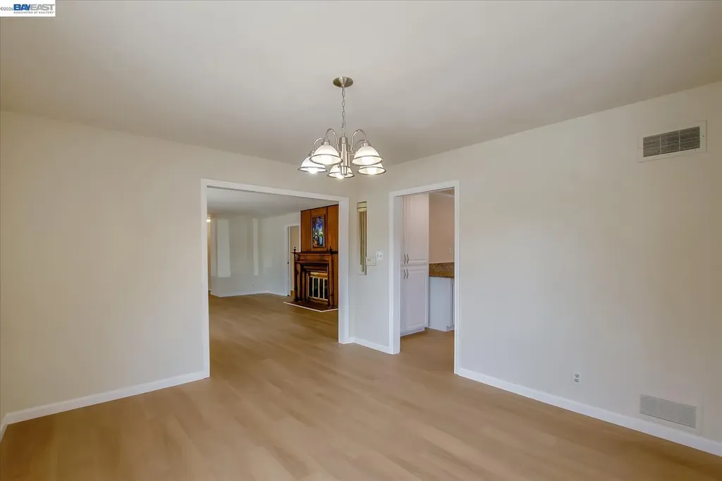 1576 4th Street Livermore CA 94550