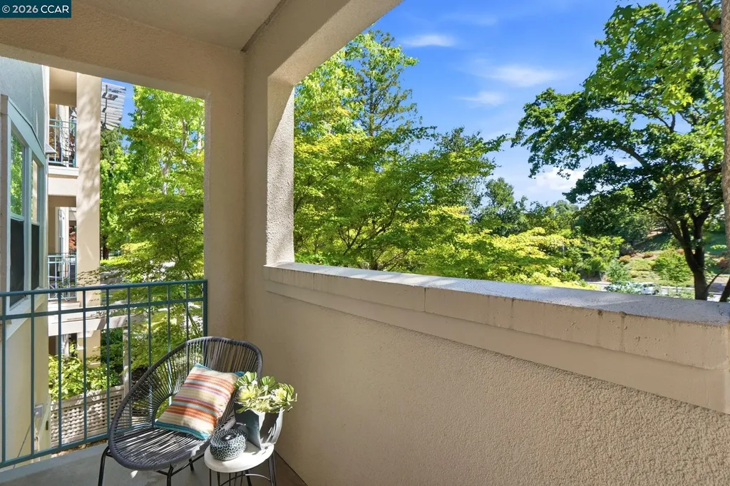 1860 Tice Creek Drive Walnut Creek CA 94595