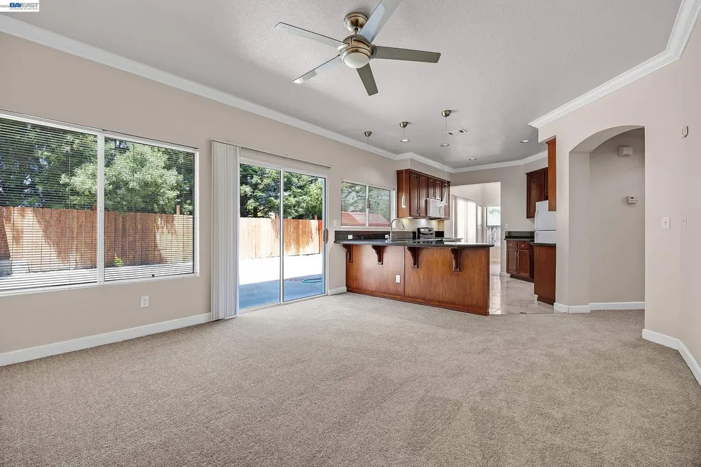 406 Grenadine Way Hercules CA 94547