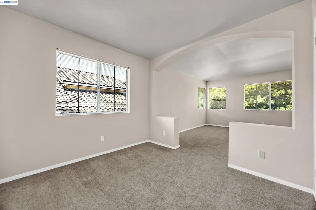 406 Grenadine Way Hercules CA 94547