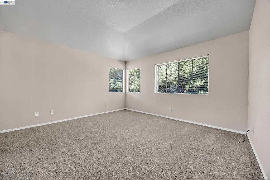 406 Grenadine Way Hercules CA 94547