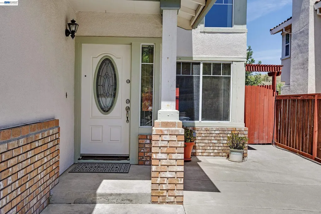 406 Grenadine Way Hercules CA 94547