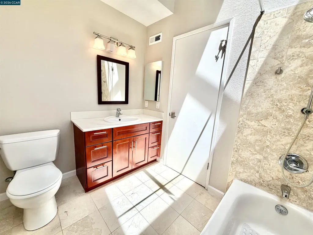 61 Mozden Pleasant Hill CA 94523