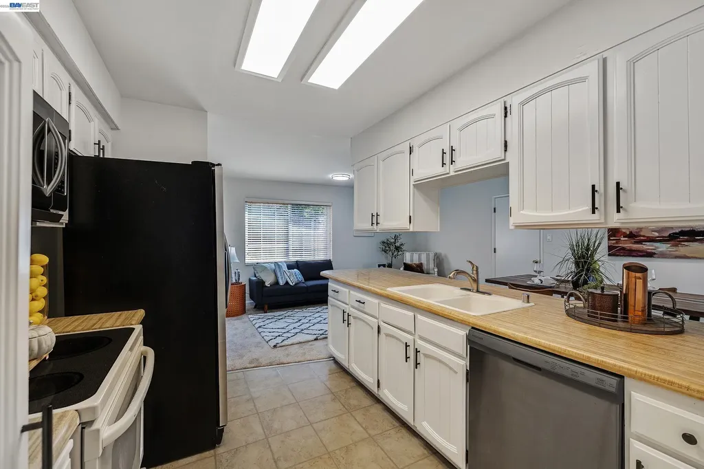 577 Jonathan Way Union City CA 94587