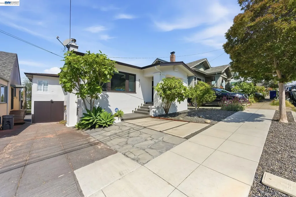 5137 Fairfax Avenue Oakland CA 94601