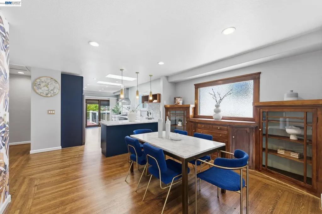 5137 Fairfax Avenue Oakland CA 94601