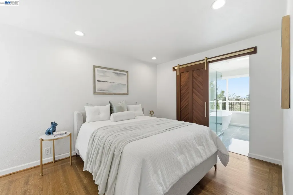 5137 Fairfax Avenue Oakland CA 94601