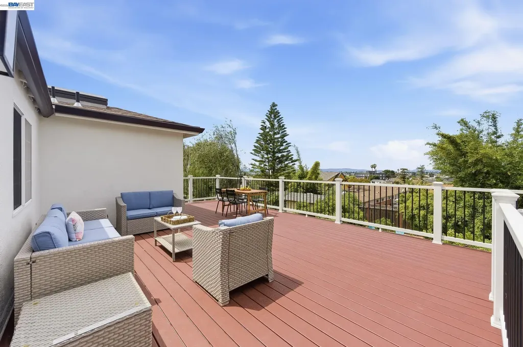 5137 Fairfax Avenue Oakland CA 94601