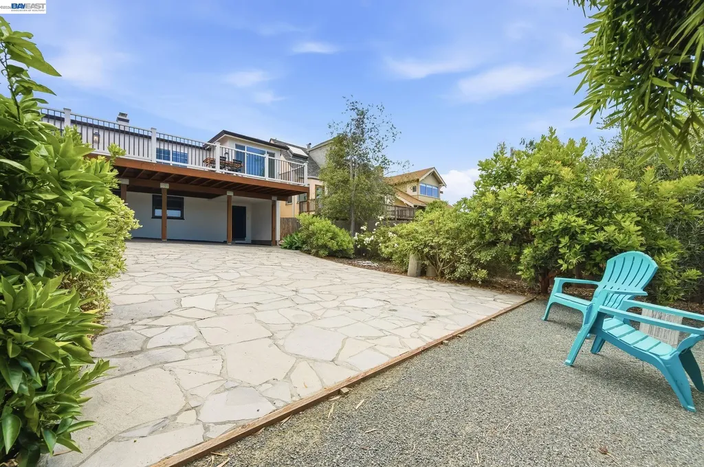 5137 Fairfax Avenue Oakland CA 94601