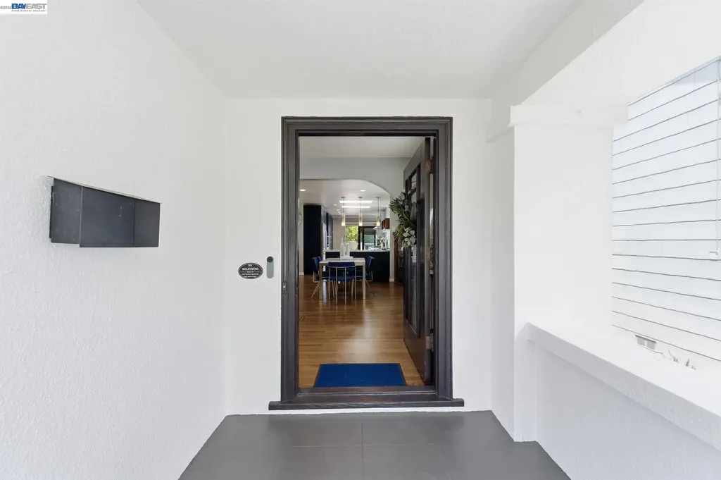 5137 Fairfax Avenue Oakland CA 94601