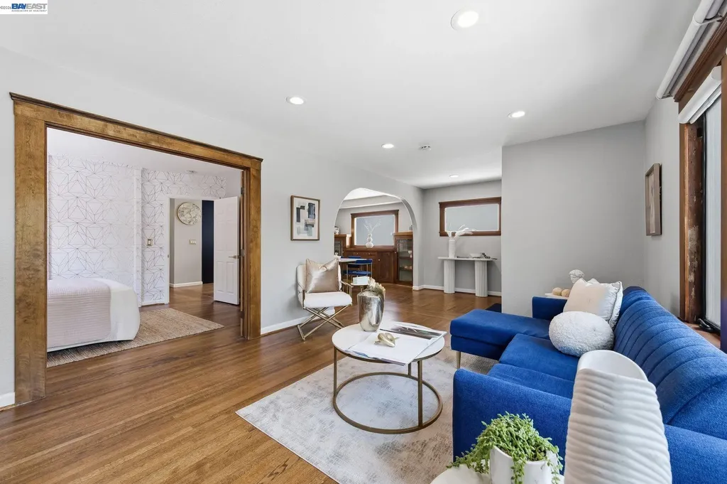 5137 Fairfax Avenue Oakland CA 94601