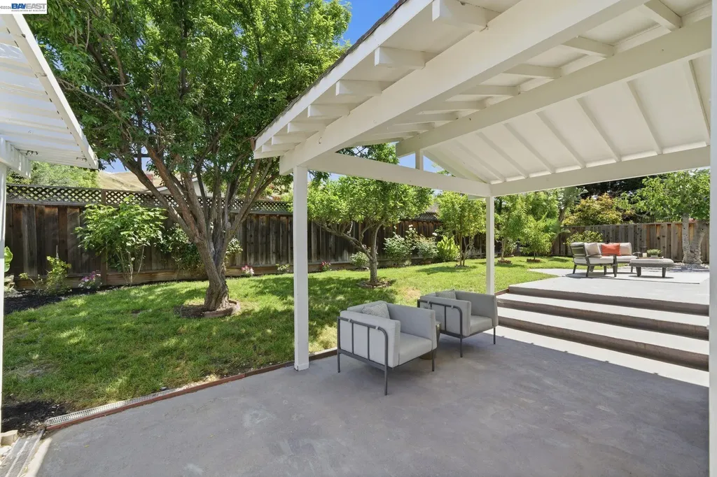 40684 Mission Boulevard Fremont CA 94539