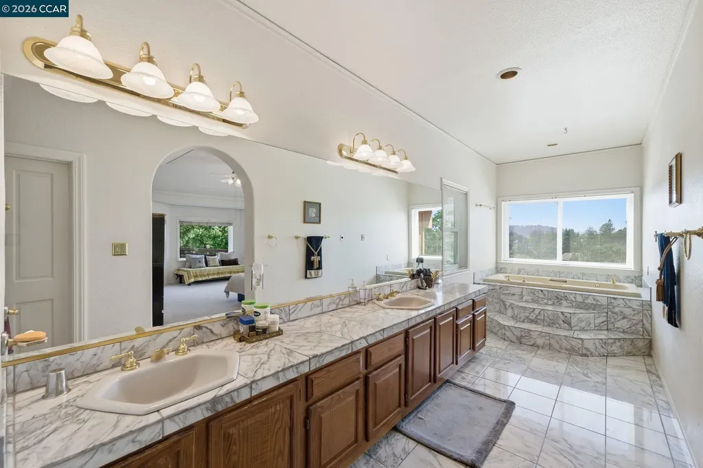 2426 Heritage Oaks Drive Alamo CA 94507