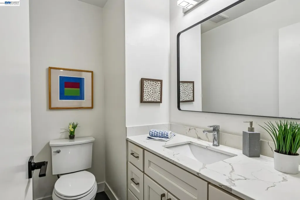 3227 Santa Cruz Lane Alameda CA 94502