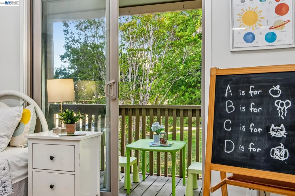 3227 Santa Cruz Lane Alameda CA 94502