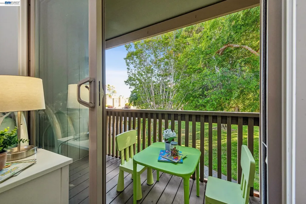3227 Santa Cruz Lane Alameda CA 94502