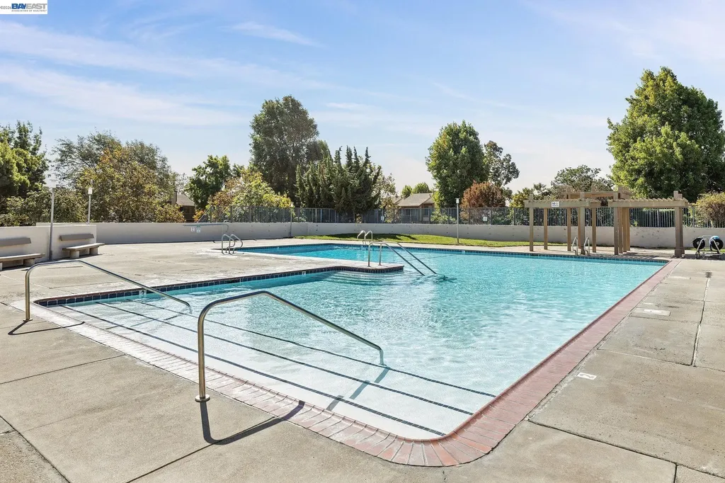 3227 Santa Cruz Lane Alameda CA 94502