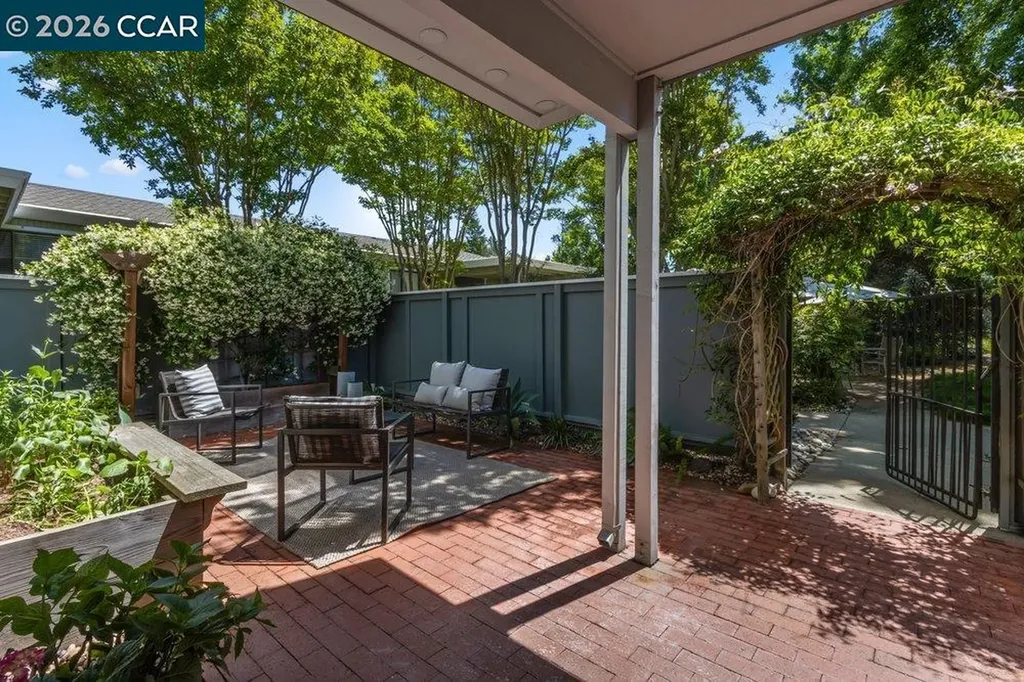 1232 Fairlawn Court Walnut Creek CA 94595