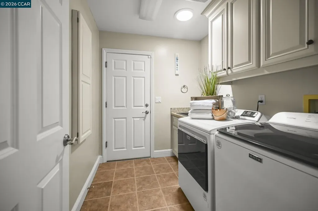 115 Moraga Way Orinda CA 94563