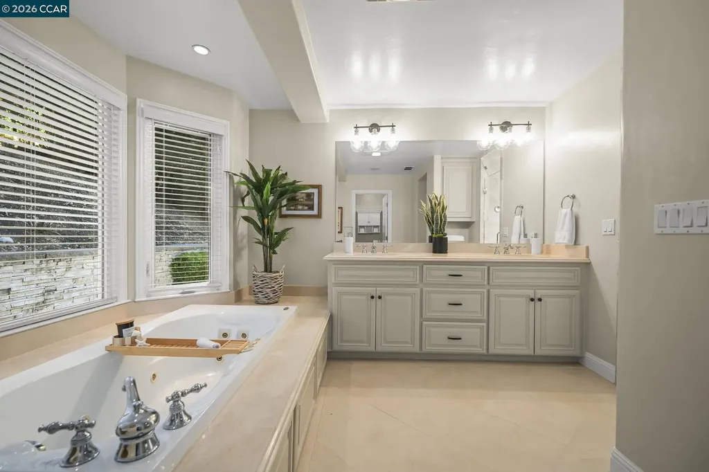 115 Moraga Way Orinda CA 94563
