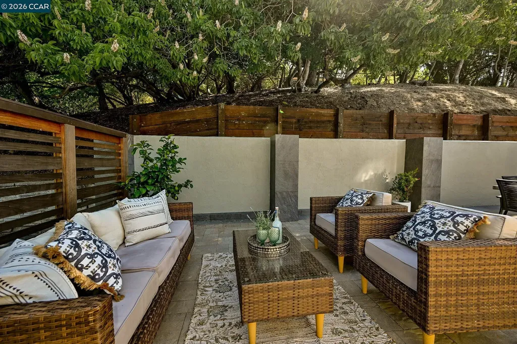 115 Moraga Way Orinda CA 94563