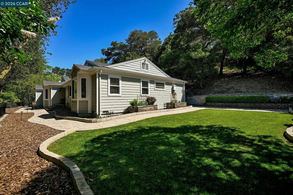 115 Moraga Way Orinda CA 94563