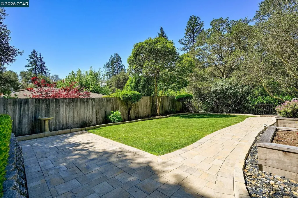 115 Moraga Way Orinda CA 94563
