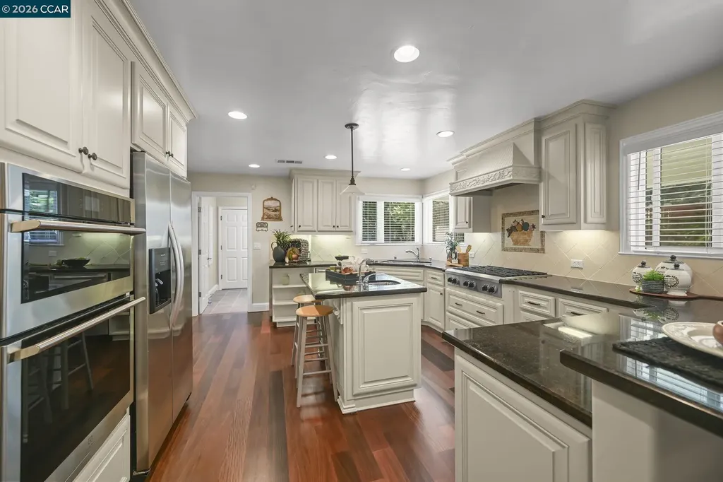 115 Moraga Way Orinda CA 94563