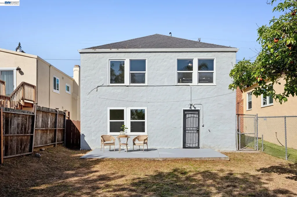 3039 Kansas Street Oakland CA 94602