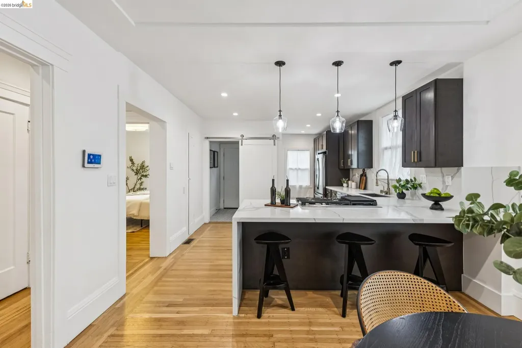 3435 Dimond Avenue Oakland CA 94602