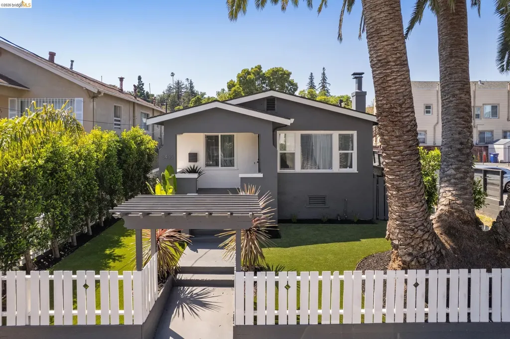 3435 Dimond Avenue Oakland CA 94602