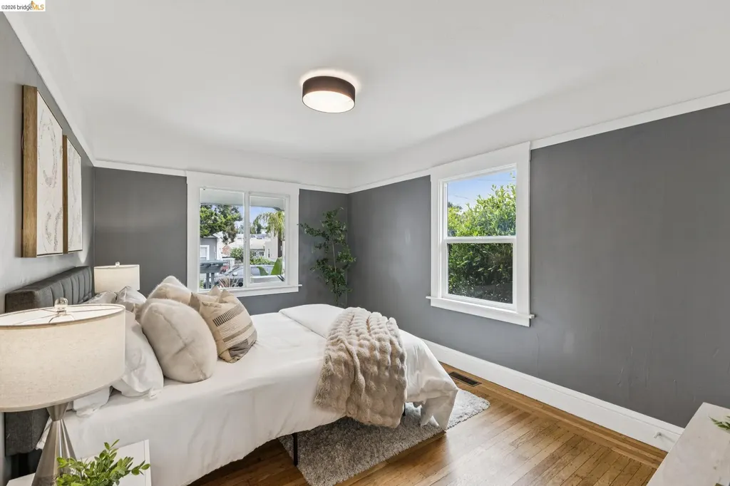 3435 Dimond Avenue Oakland CA 94602