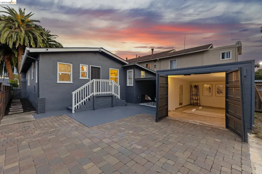 3435 Dimond Avenue Oakland CA 94602