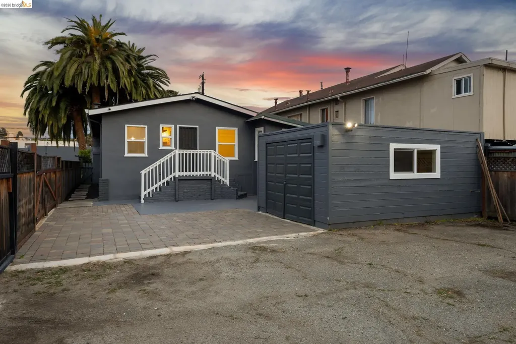 3435 Dimond Avenue Oakland CA 94602