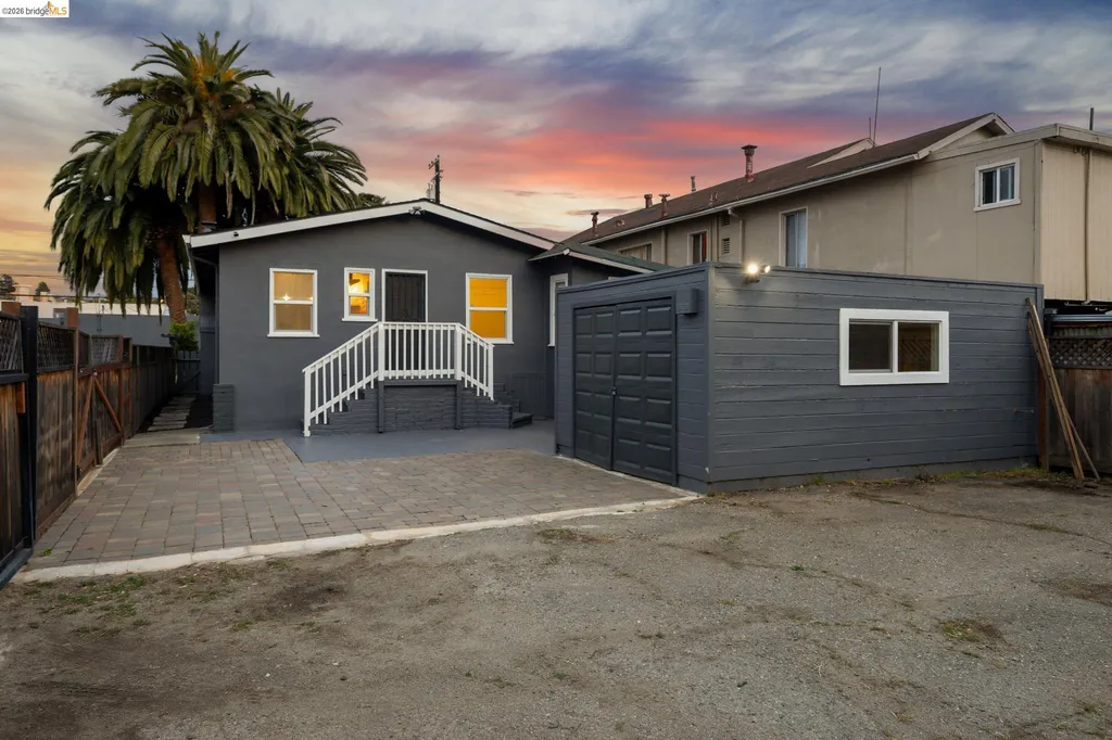 3435 Dimond Avenue Oakland CA 94602