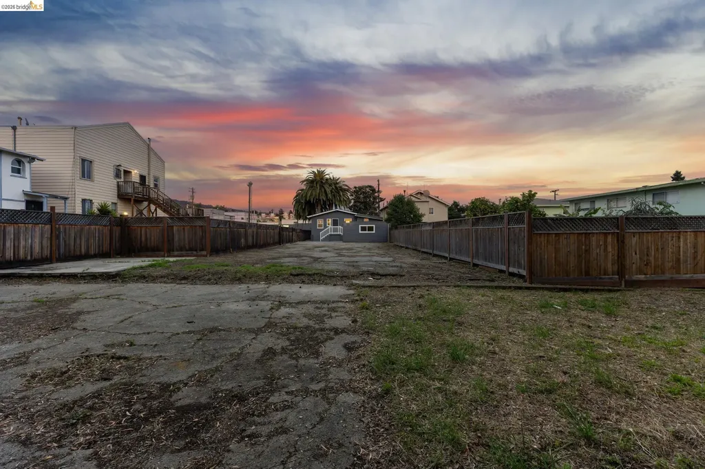 3435 Dimond Avenue Oakland CA 94602
