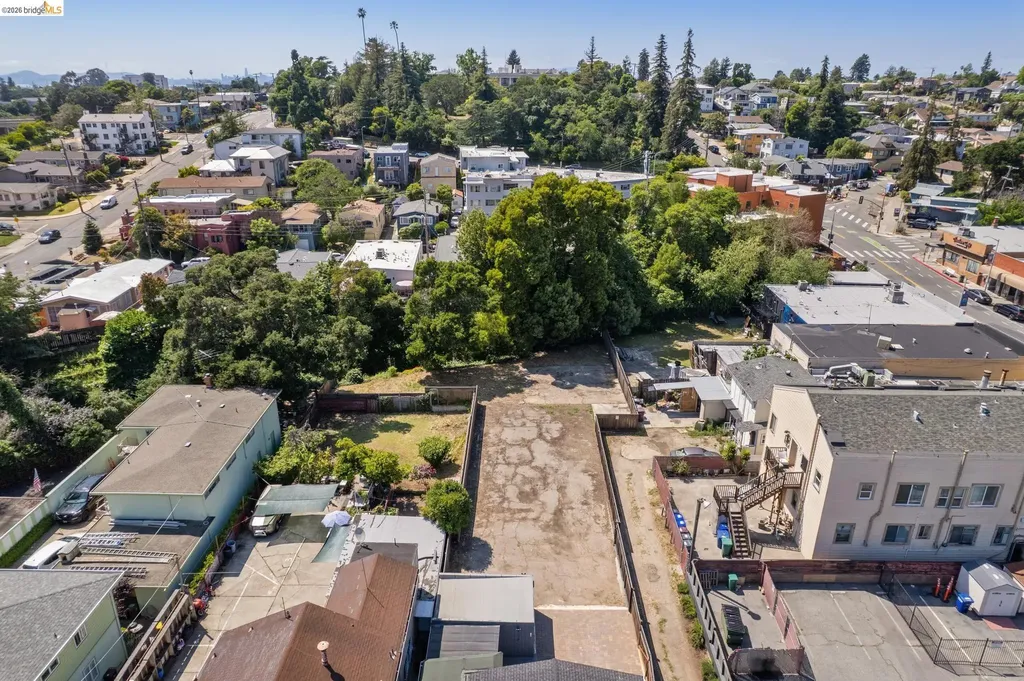 3435 Dimond Avenue Oakland CA 94602
