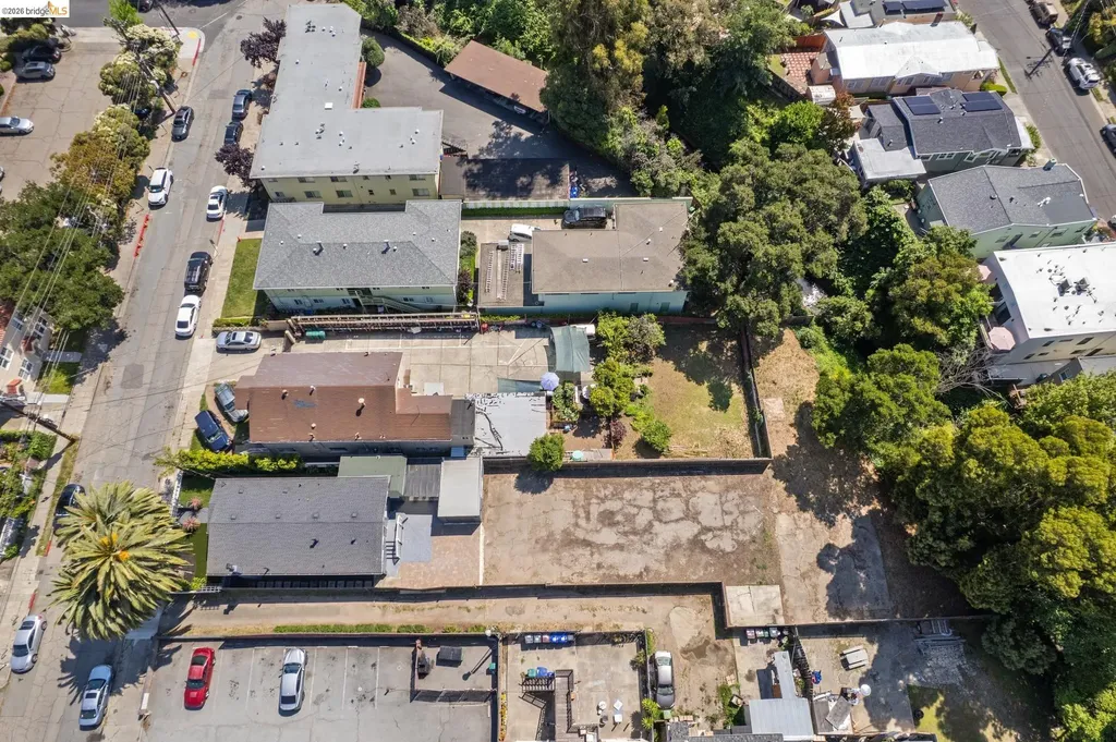 3435 Dimond Avenue Oakland CA 94602