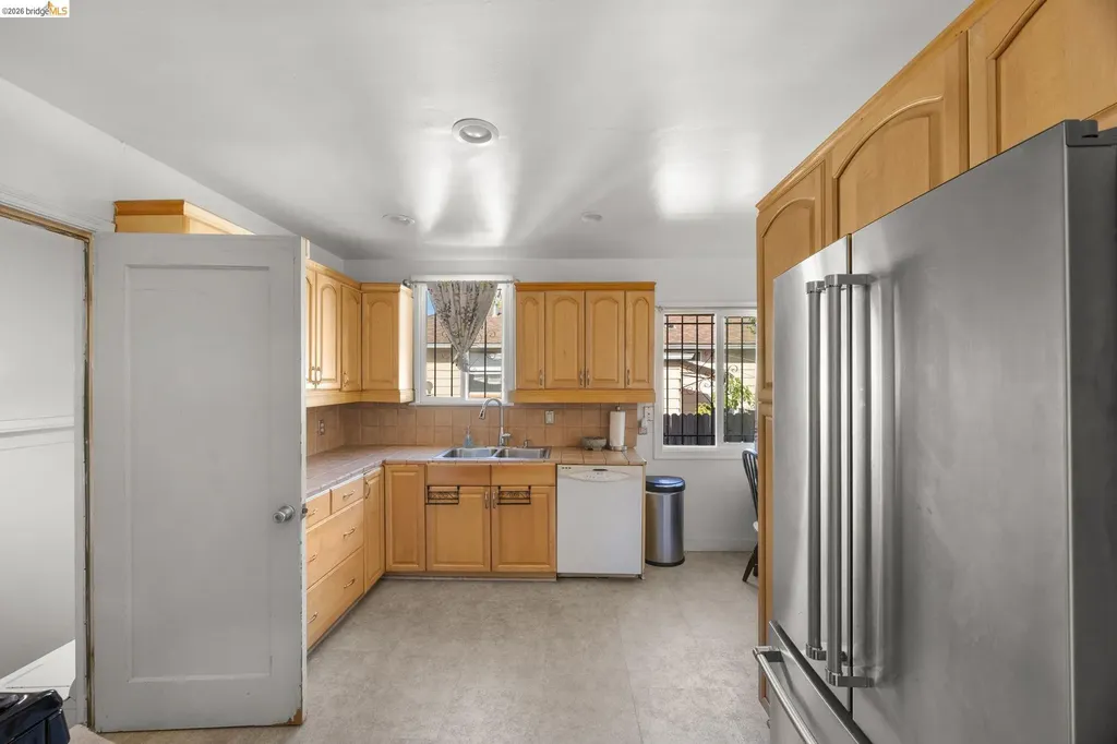 1836 99th Avenue Oakland CA 94603