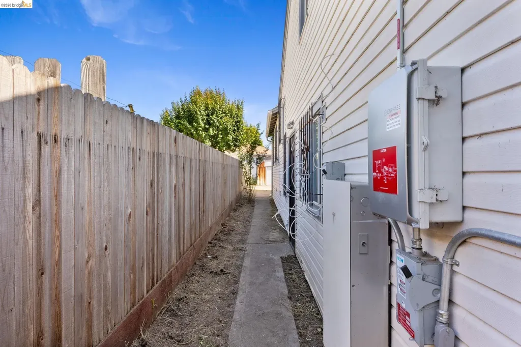 1836 99th Avenue Oakland CA 94603