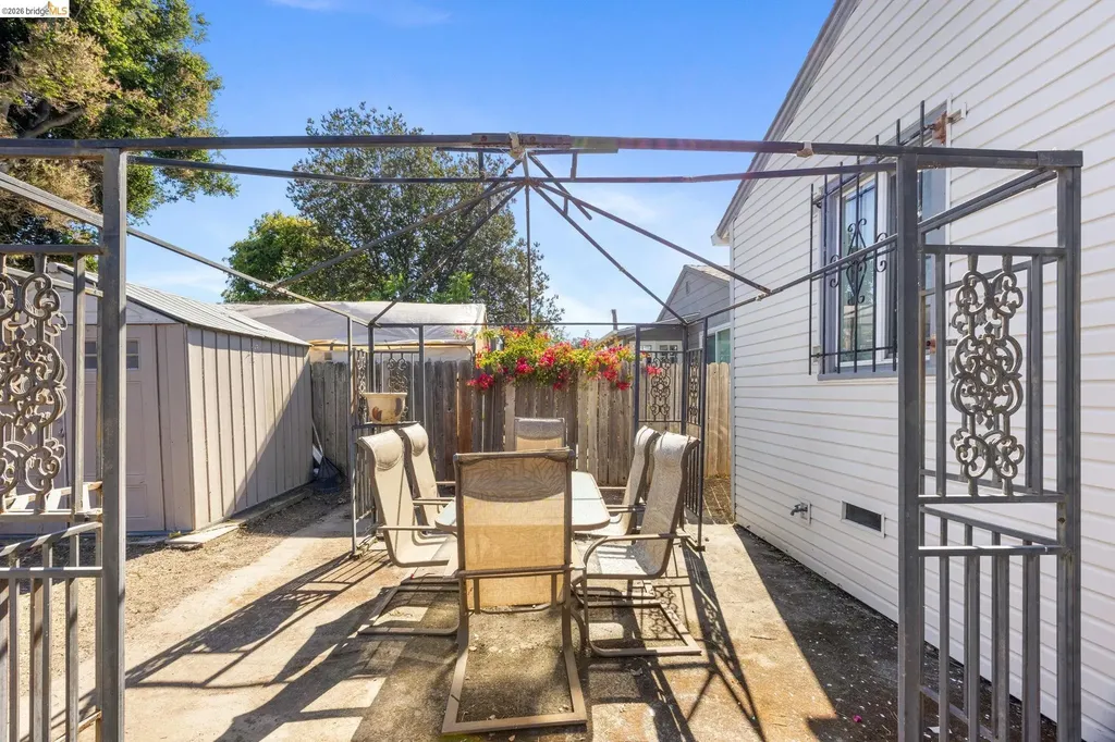 1836 99th Avenue Oakland CA 94603