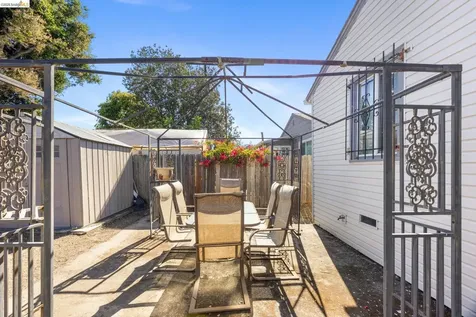 1836 99TH Avenue Oakland CA 94603