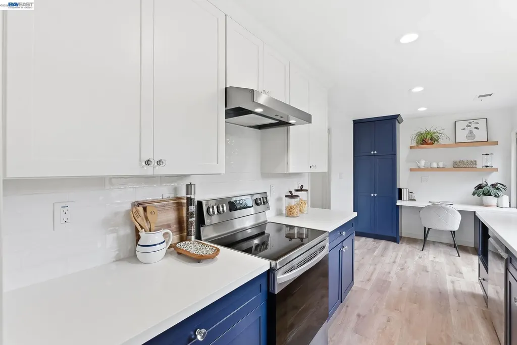 1163 Admiralty Lane Alameda CA 94502