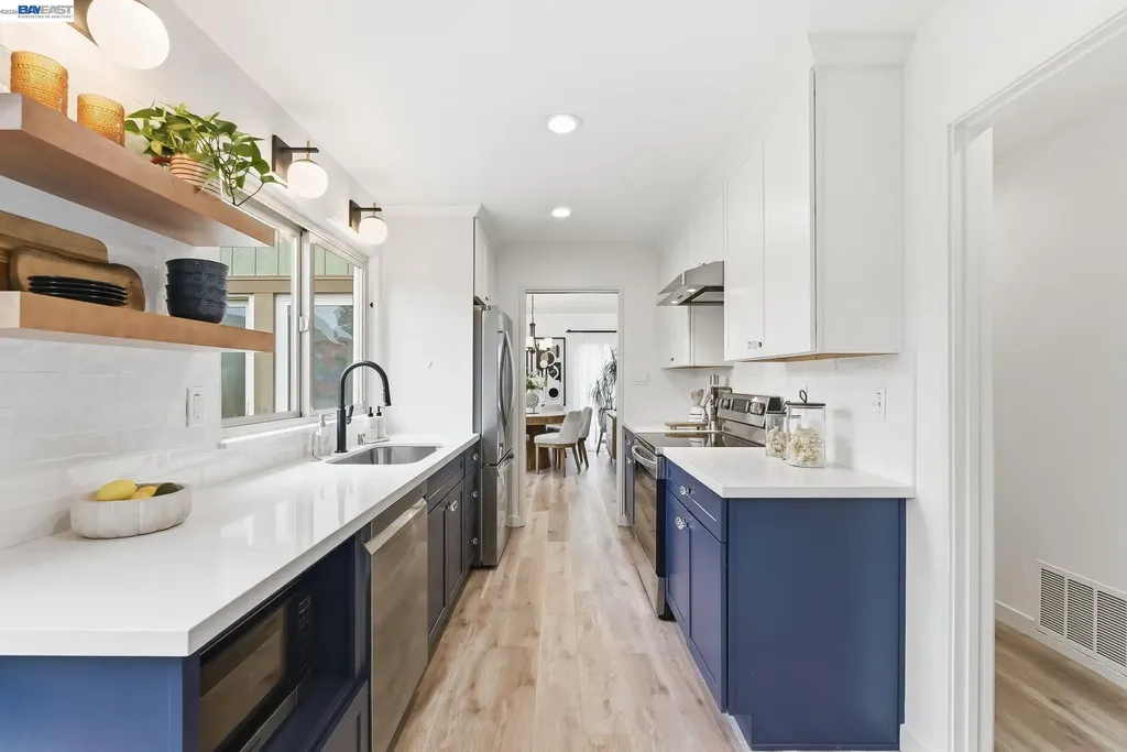 1163 Admiralty Lane Alameda CA 94502