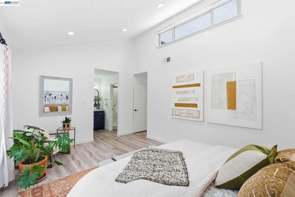 1163 Admiralty Lane Alameda CA 94502